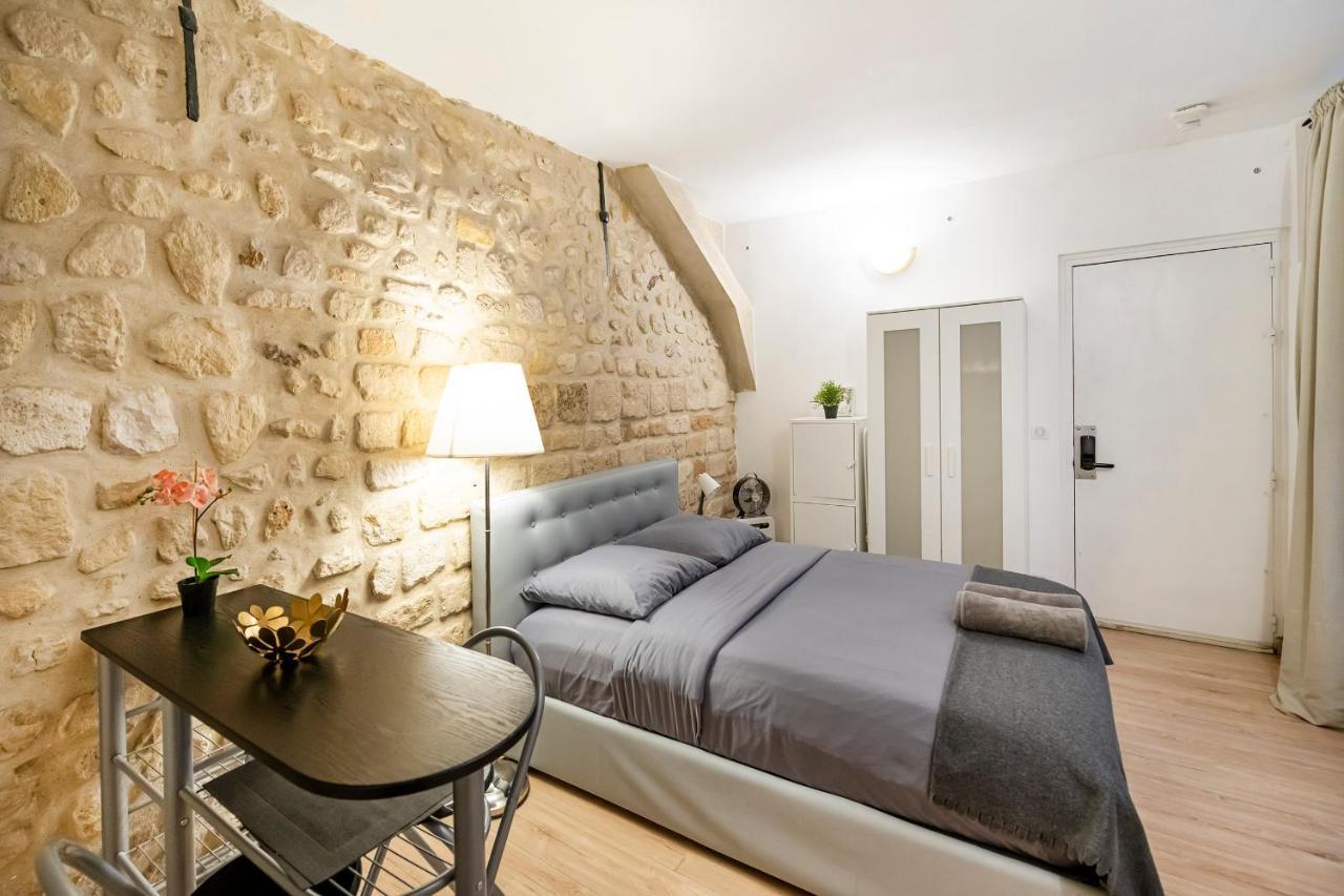 Paris Entre Opera Et Montmartre Apartment ภายนอก รูปภาพ