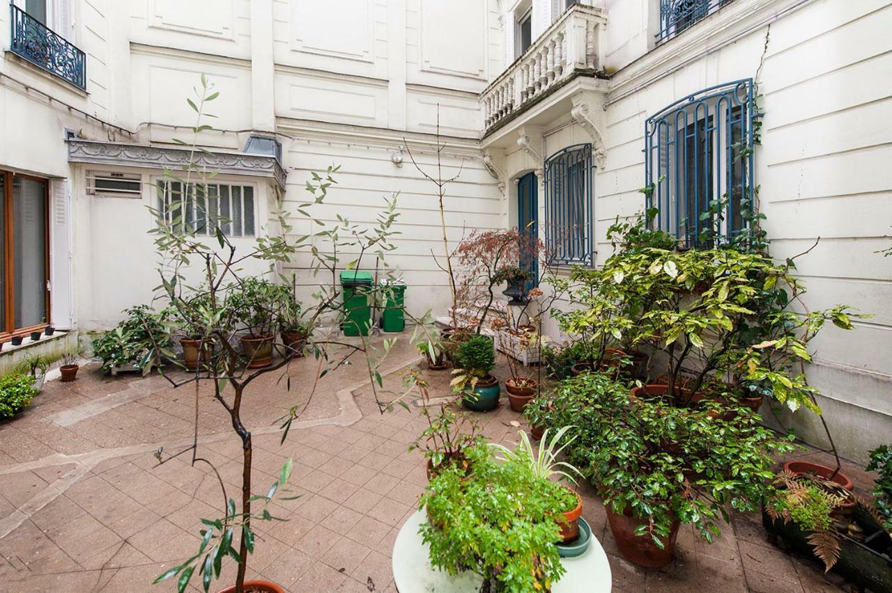 Paris Entre Opera Et Montmartre Apartment ภายนอก รูปภาพ